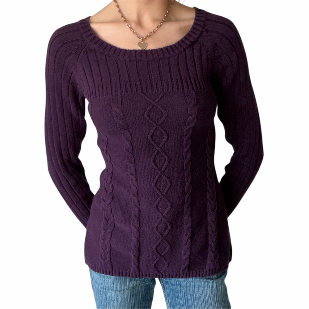 Adorable purple scoop neck sweater